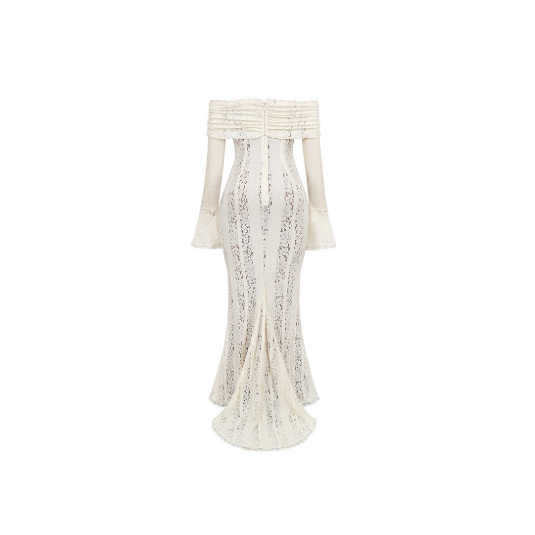 Celestia Lace – Elegantes Spitzenkleid mit Trompetenärmeln