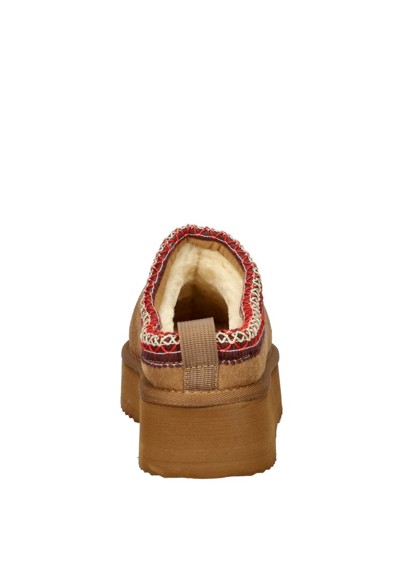 Cozy Chic - Boots